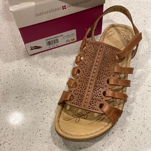 Naturalizer sandals
